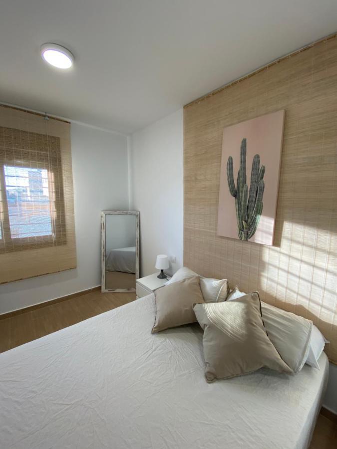 Central Apartment With Parking By Wayra Tarifa Exterior photo